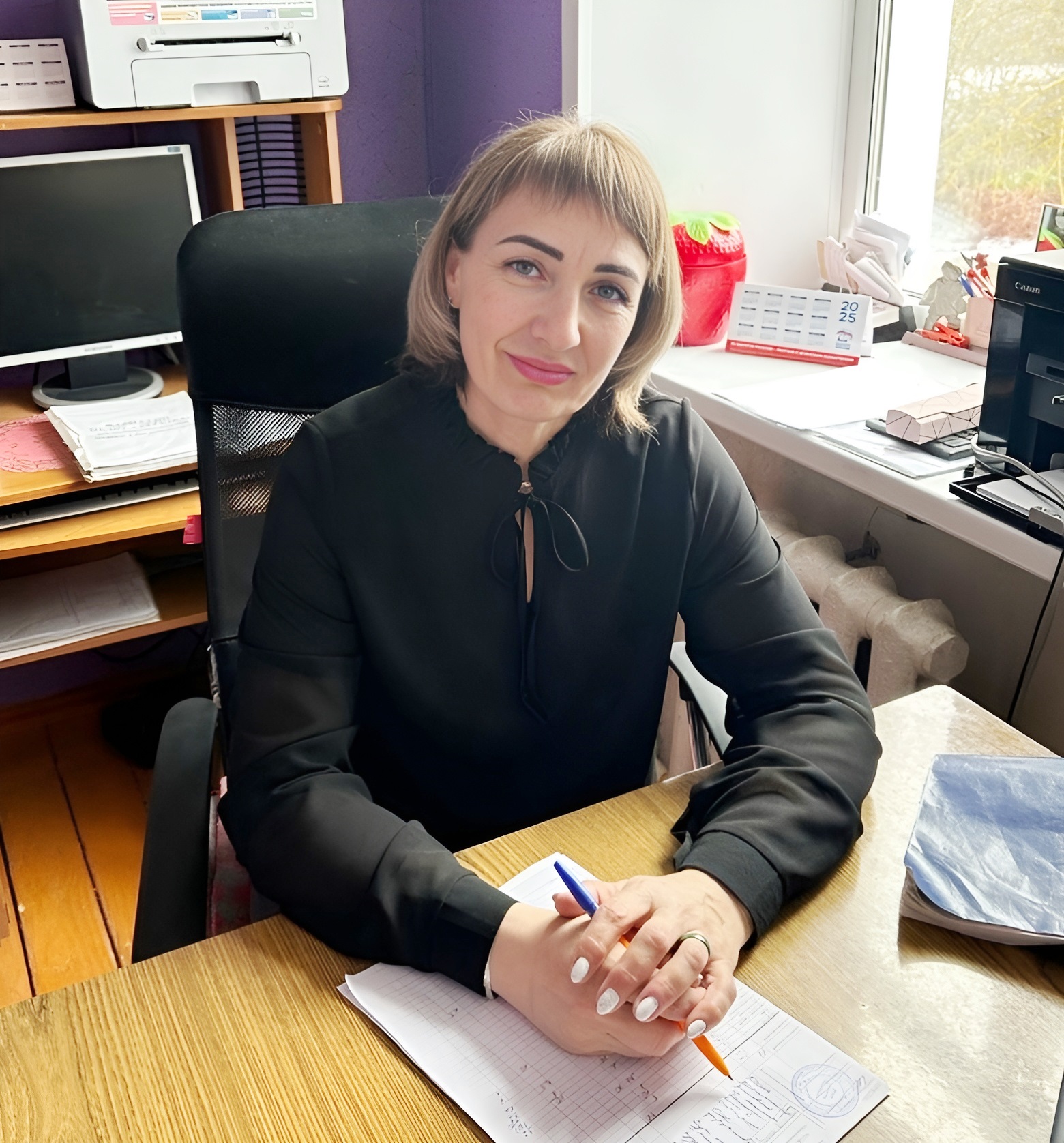 Светлана Петровна Клименко, заведующая детским садом «Берёзка» села Перелазы Красногорского района Брянщины, считает, что российская армия и спецслужбы успешно справятся со всеми вызовами