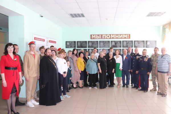 В Трубчевске брянского региона открыли мемориальные доски погибшим в ходе спецоперации выпускникам политехникума