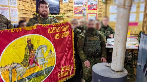 Группировке «Север» доставили выпечку и бакалею, переданную православными хозяйками Брянска