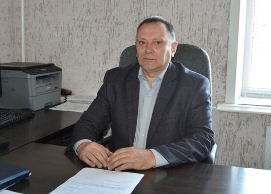 Василий Алексеевич Глушаков, заместитель главы администрации Красногорского района Брянщины, считает, что российский народ всегда стремится к тому, чтобы жить мирно и спокойно