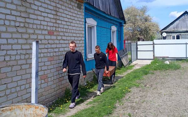 Школьники брянских Комаричей помогают матерям участников спецоперации