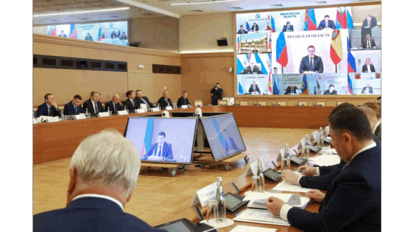 Глава Брянщины Александр Богомаз доложил полпреду Президента в ЦФО о поддержке участников спецоперации