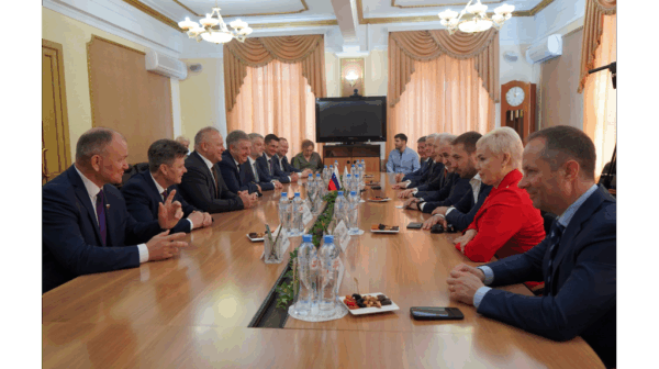 Депутаты Госдумы РФ обсудили в Брянске вовлечение ветеранов спецоперации в адаптивный спорт