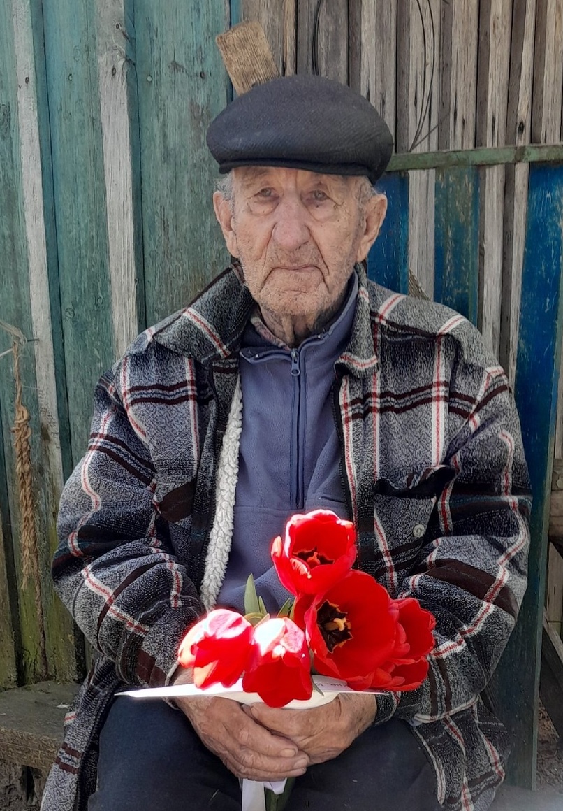 Житель Красногорского района Брянщины отметил 90-летний юбилей