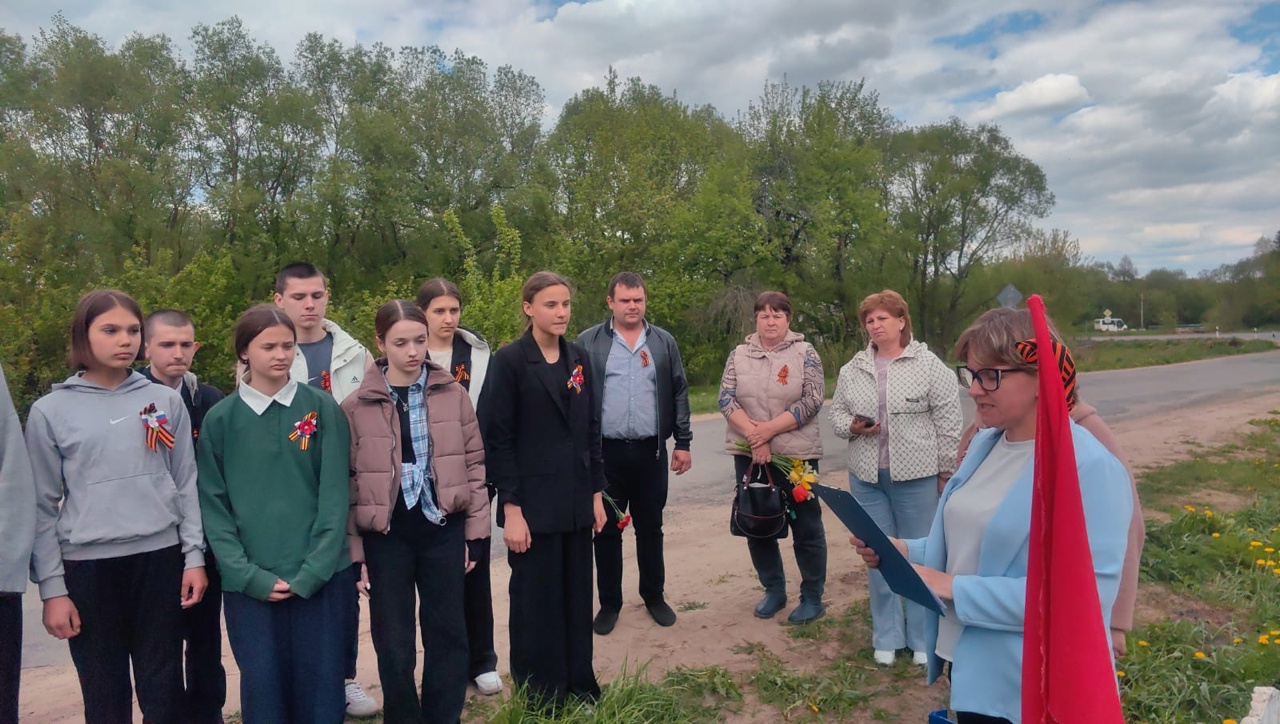 На брянской Красногорщине чтят память павших героев