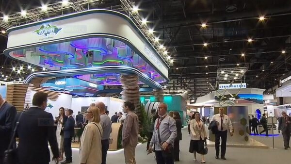 Делегация брянского региона принимает участие в Международном экономическом форуме