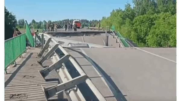 Глава брянского региона А.В. Богомаз сообщил о путях объезда подорванного моста под Выгоничами