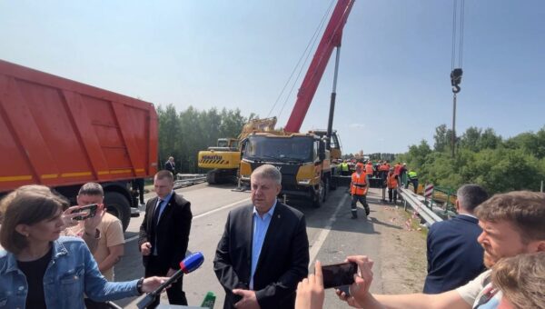 Продолжаются работы по ликвидации последствий на месте ЧП в Выгоничском районе Брянщины