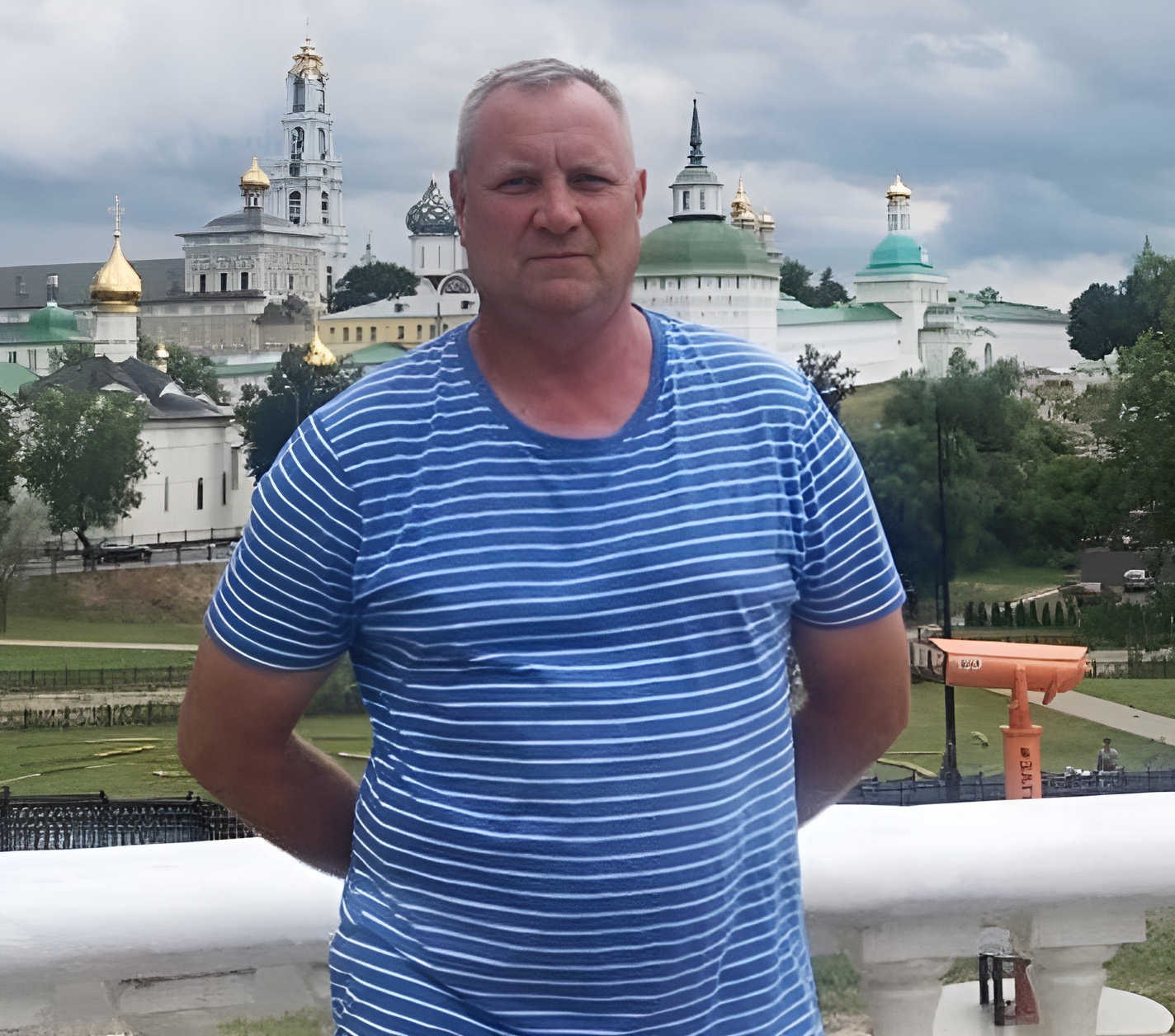 Василий Иванович Булах, диспетчер МКУ «ЕДДС Красногорского района» Брянщины, считает, что российские военнослужащие проявляют при выполнении боевых задач в ходе специальной военной операции беспримерные храбрость и героизм, мужество и бесстрашие