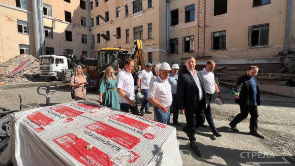 Глава региона Александр Богомаз побывал на площадке филиала Сеченовского медуниверситета в Брянске