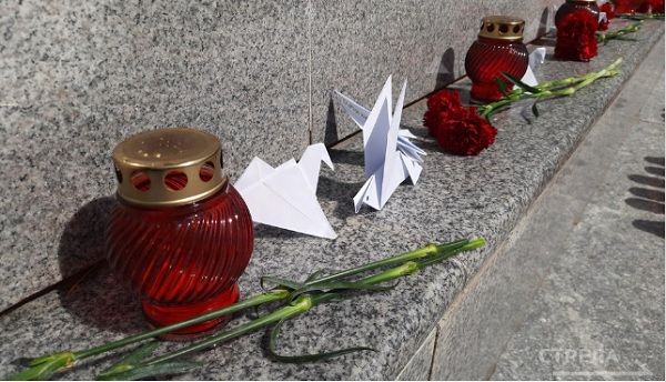 В Брянске прошла акция в память о погибших детях Донбасса