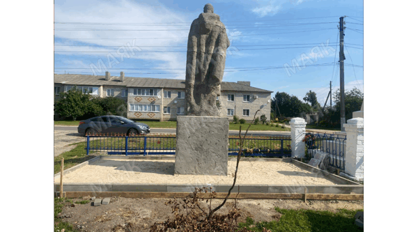 В Новозыбковском городском округе Брянщины благоустраивают мемориальные комплексы