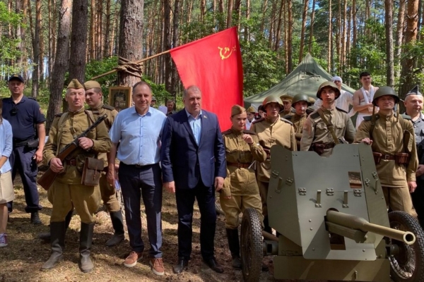 Брянская делегация приняла участие в военно-исторической реконструкции в Гомеле