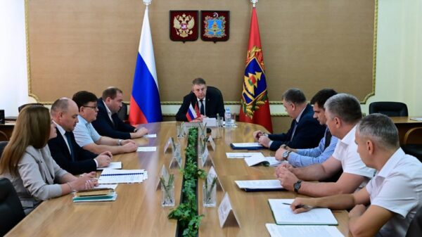 В областном правительстве обсудили реконструкцию аэропорта «Брянск»