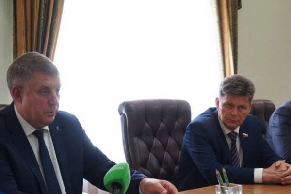 Глава Брянщины провел рабочую встречу с гендиректором ООО «Газпром трансгаз Москва» 