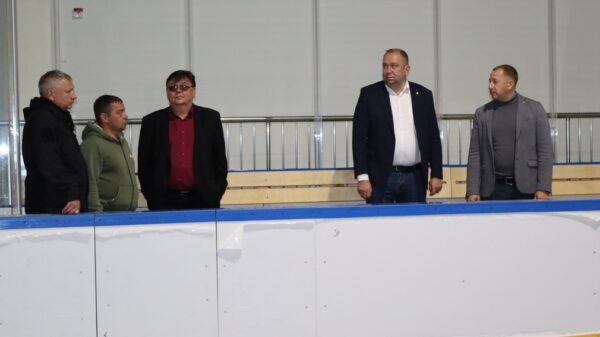 В Брянском районе завершается возведение Ледового дворца «Патриот»