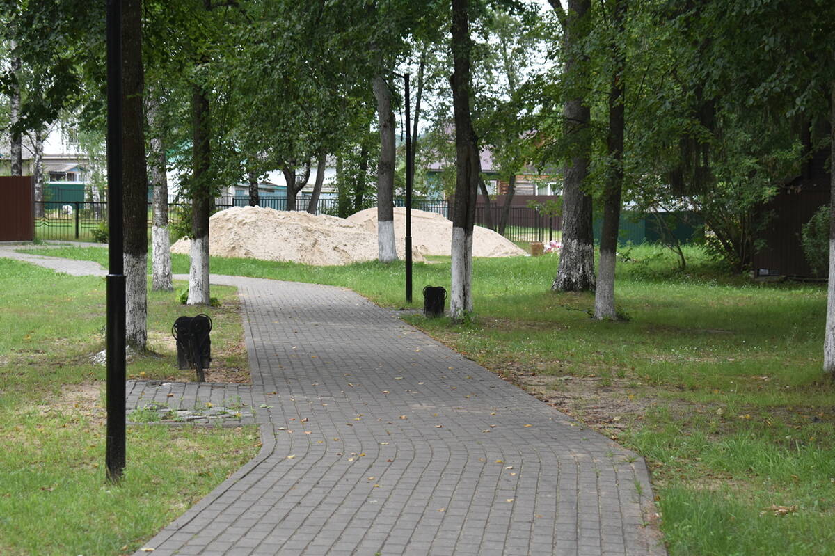 В брянской Клетне в парке культуры и отдыха появится новый игровой комплекс