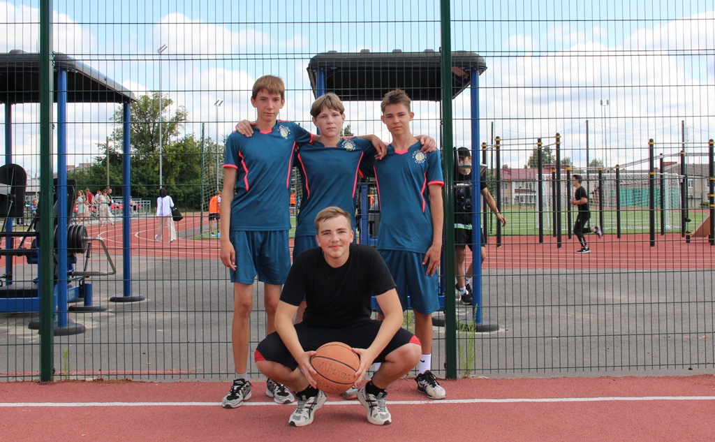 В брянской Красной Горе состоялся турнир по баскетболу