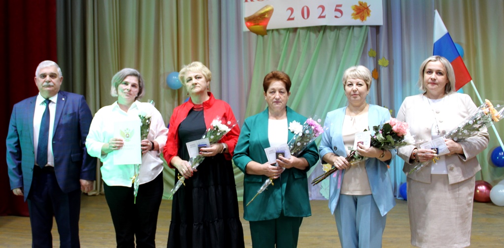 В брянской Красной Горе прошла августовская конференция педагогов района