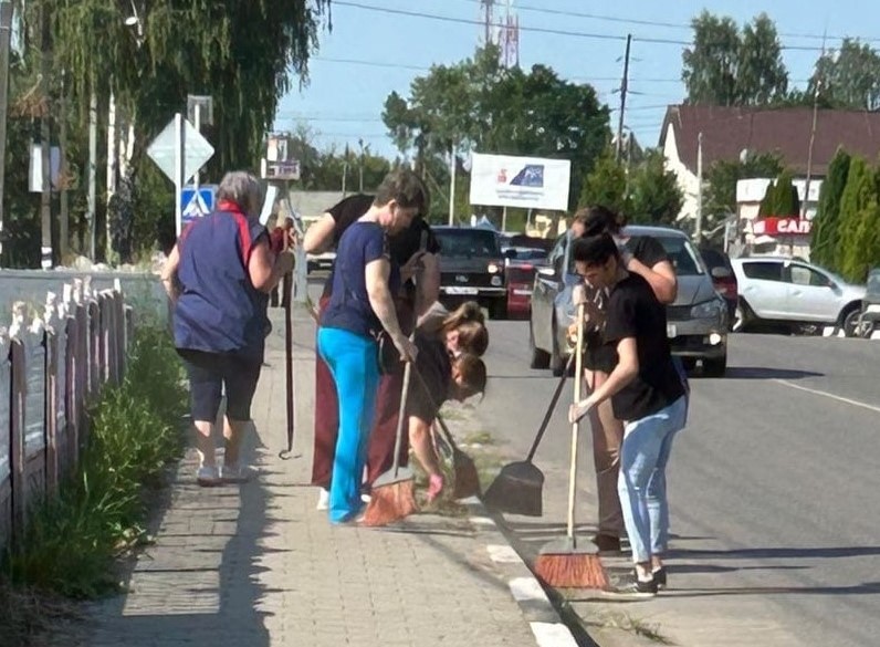 На брянской Красногорщине проводятся августовские мероприятия по благоустройству