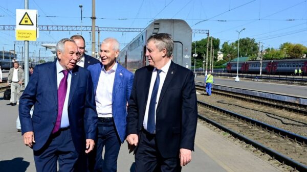 Брянщину с рабочим визитом посетил президент Федерации тенниса России Шамиль Тарпищев