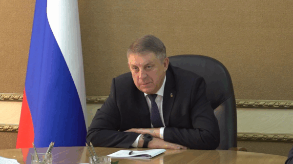  Александр Богомаз поздравил жителей области с Днем освобождения Брянщины от немецко-фашистских захватчиков