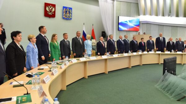 Между Брянщиной и Гомельской областью сложились крепкие деловые и дружеские отношения