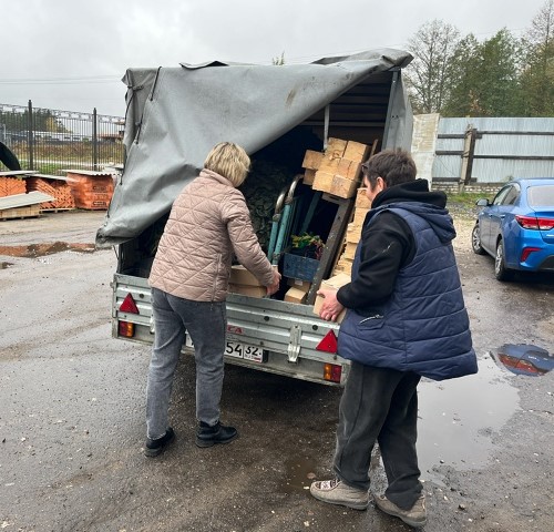 Брянские красногорцы отправили помощь бойцам СВО