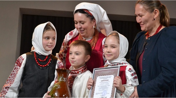Брянский ансамбль «Ларец» стал лучшим на всероссийском конкурсе