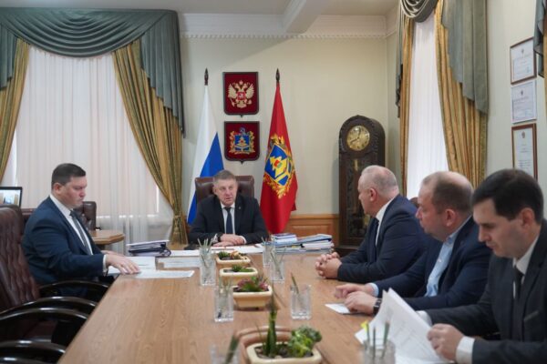 Губернатор Брянщины Александр Богомаз провел рабочую встречу с гендиректором «Газпром межрегионгаз Брянск» Алексеем Киреенко