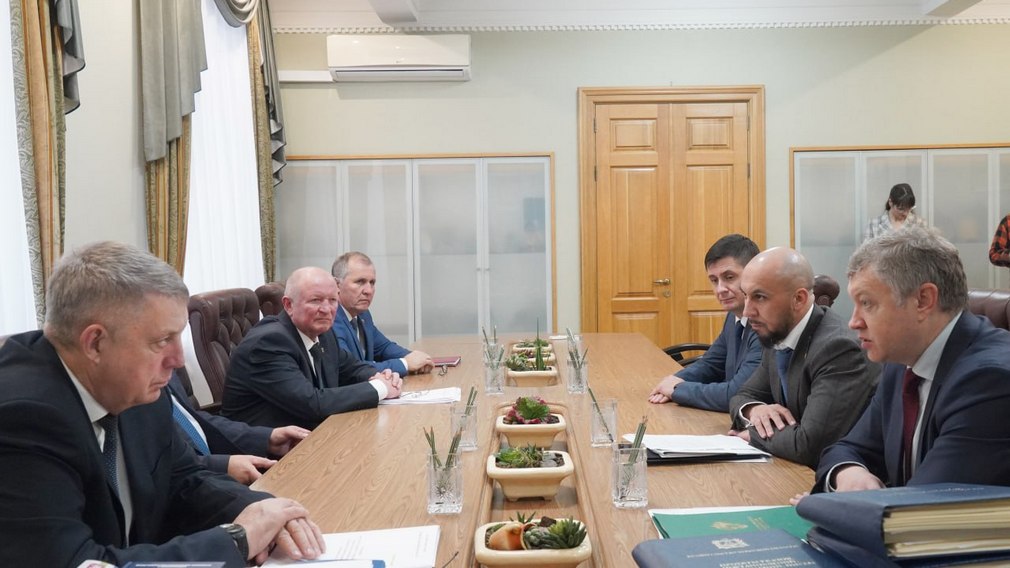 В Брянск с рабочим визитом прибыл замминистра природных ресурсов и экологии Евгений Марков