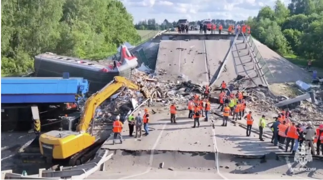 Александр Богомаз сообщил, когда восстановят рухнувший при ЧП мост в Брянской области