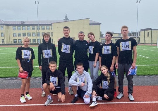 В брянской Красной Горе прошёл осенний легкоатлетический кросс и «Кросс нации – 2025»