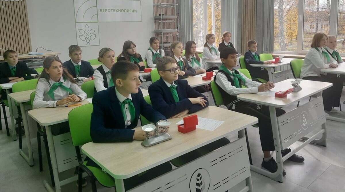 В школе Стародубского округа Брянщины открылся агрокласс