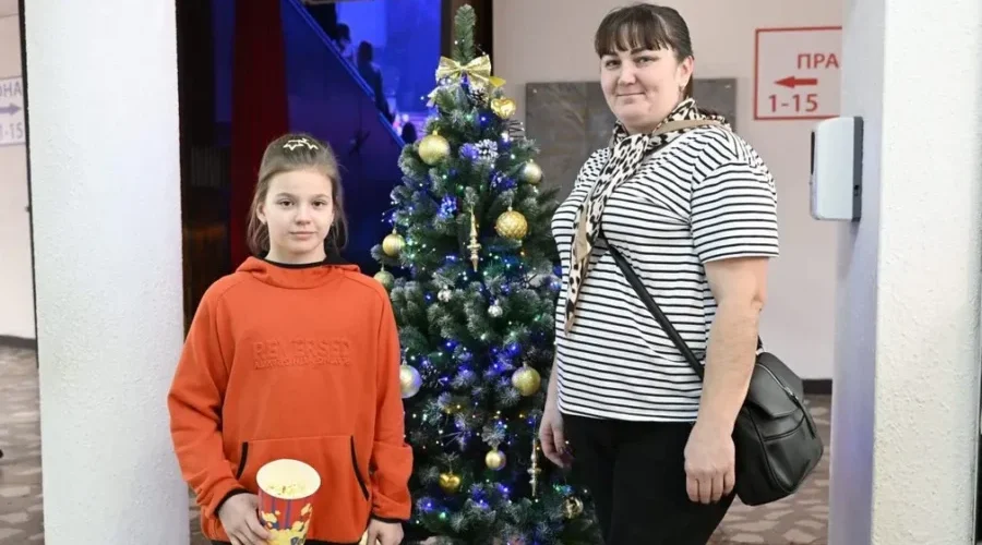 Новогодние мечты юных брянцев, загаданные на «Елке желаний», исполняются