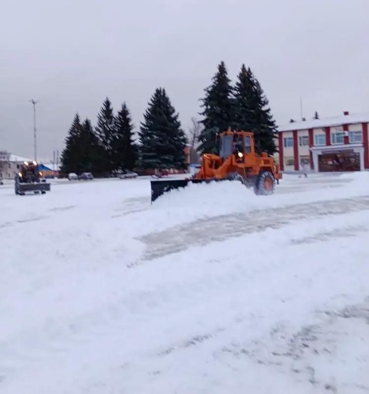 В Красногорском районе Брянщины ведутся работы после снегопадов