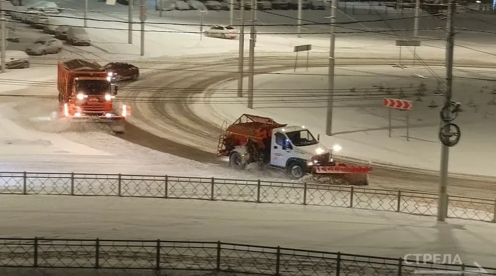 С улиц Брянска за сутки убрали 640 тонн снега