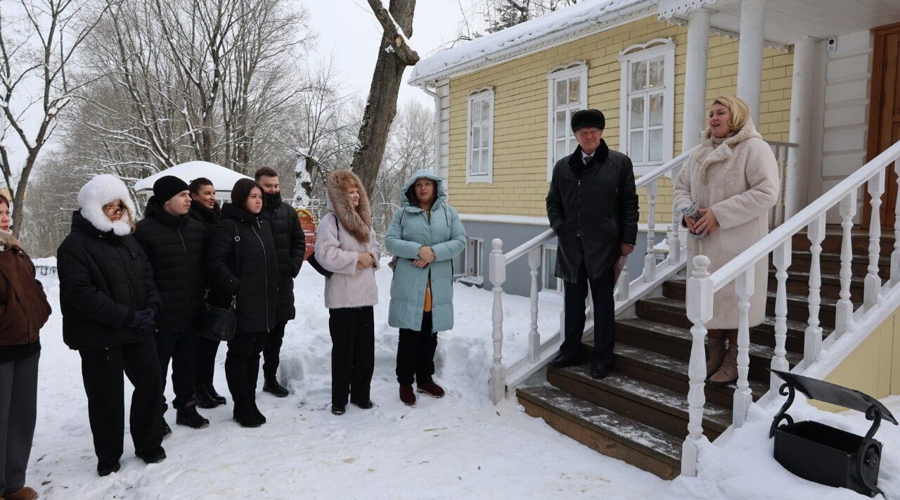 В брянском Овстуге открыли Год единства народов России