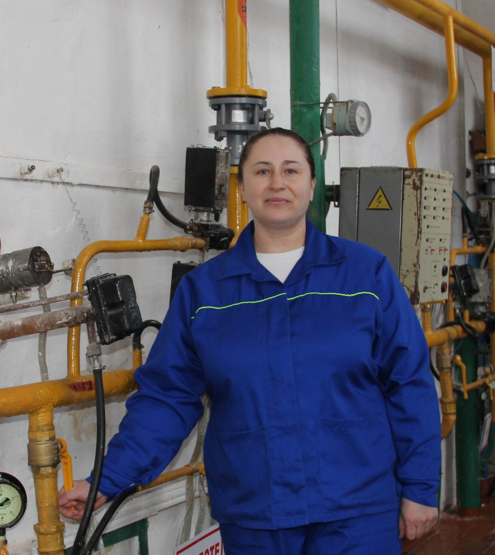 Оператор газовой котельной брянской Красной Горы Н.И. Ушакова обеспечивает теплом жителей райцентра