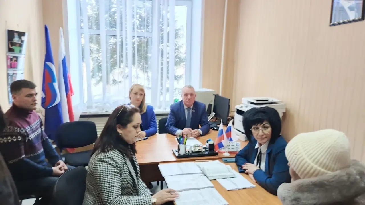 В брянской Красной Горе прошёл приём граждан  