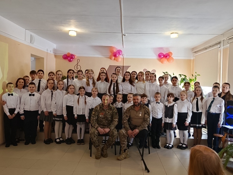 В Красногорской ДМШ Брянщины прошёл праздничный концерт «Защитникам посвящается»