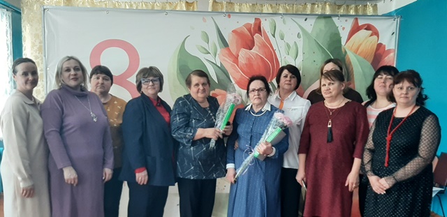 В Макаричской школе брянской Красногорщины прошла встреча в День наставника