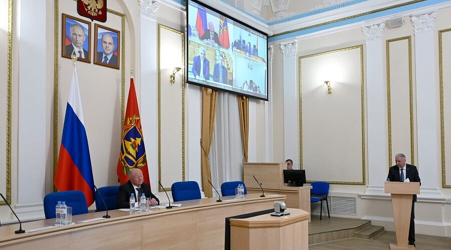 На Брянщине обсудили готовность сельхозпредприятий региона к проведению весенне-полевых работ