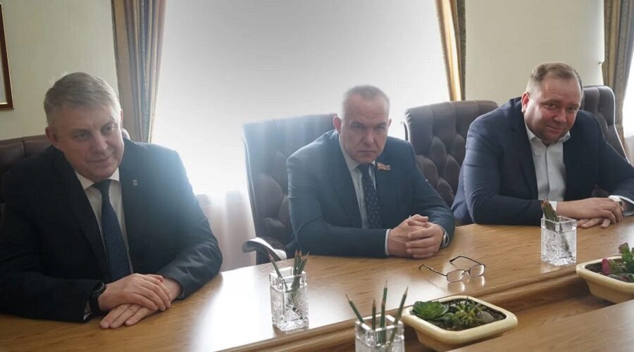 Глава Брянщины обсудил с руководством НПП «Александр» новые проекты