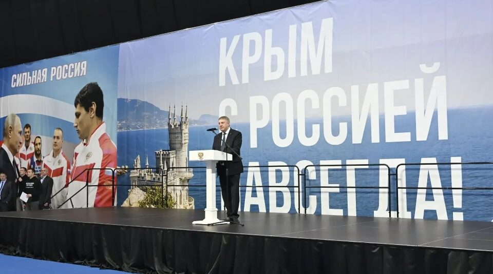 Губернатор Богомаз отметил, что Брянщину и Крым связывает общая героическая история