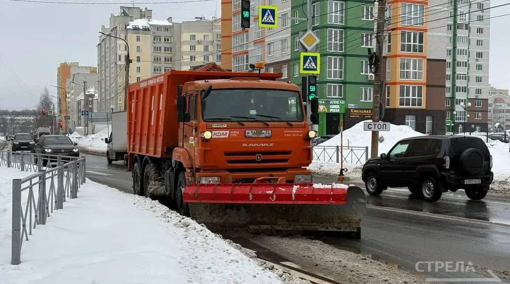 За сутки из Брянска было вывезено более 1,9 тыс. тонн снега