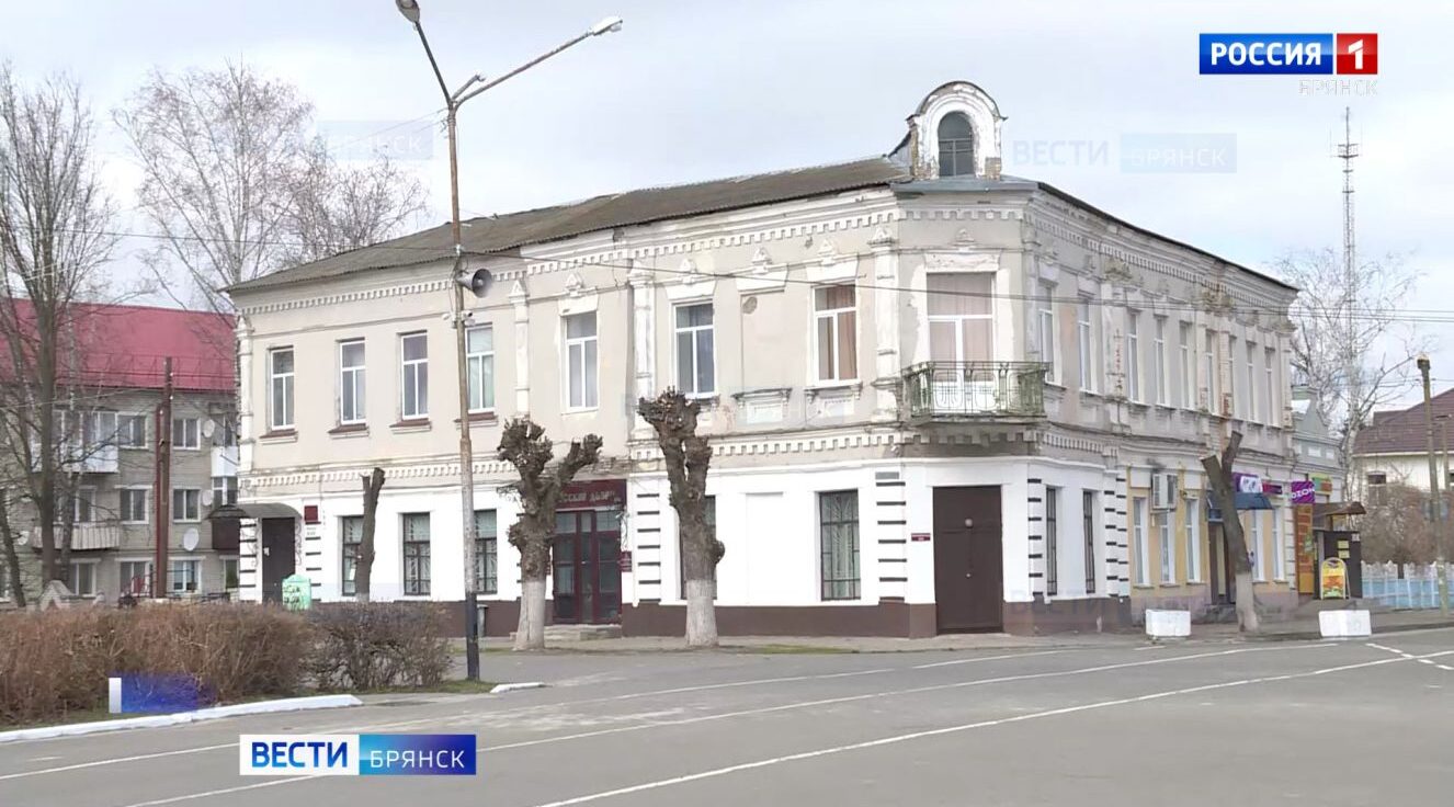 Почти завершен капремонт краеведческого музея в брянском Почепе