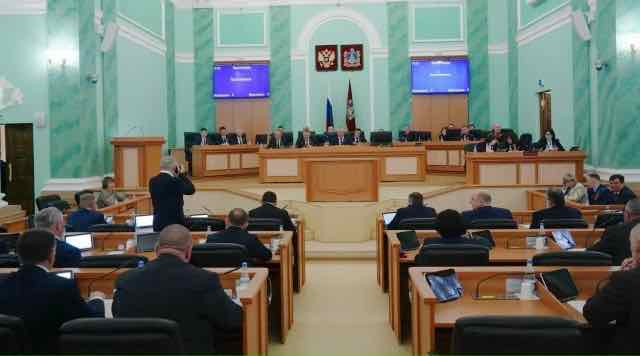 Брянские участники СВО из числа детей-сирот будут получать жилье вне очереди