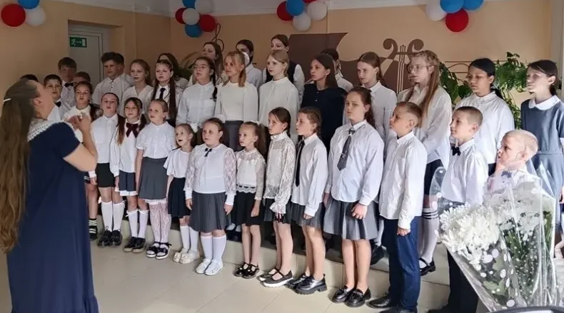 «Мир без войны!» — под таким девизом в стенах Красногорской ДМШ состоялся отчётный концерт учащихся