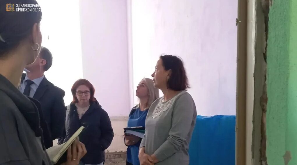 В Брянске состоялось выездное совещание на объекте медико-социального техникума